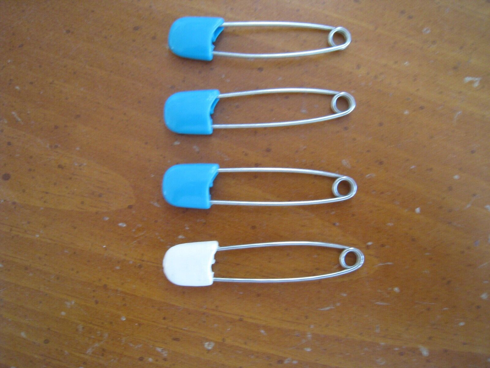 4 Vintage Diaper Pins 3 Blue 1 White