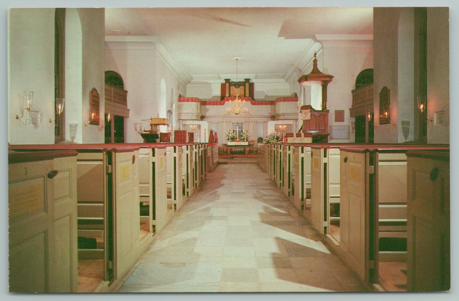 Williamsburg Virginia~bruton Parish Church~vintage Postcard